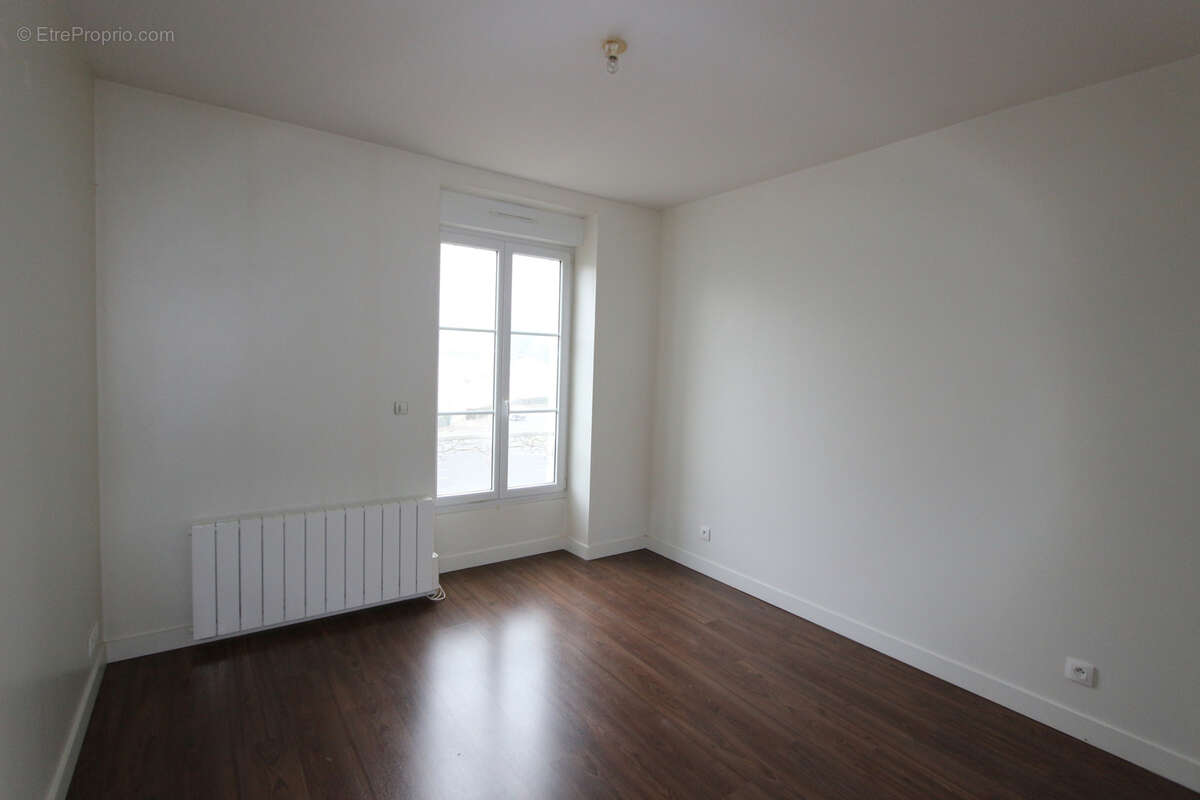 Appartement à POUGUES-LES-EAUX