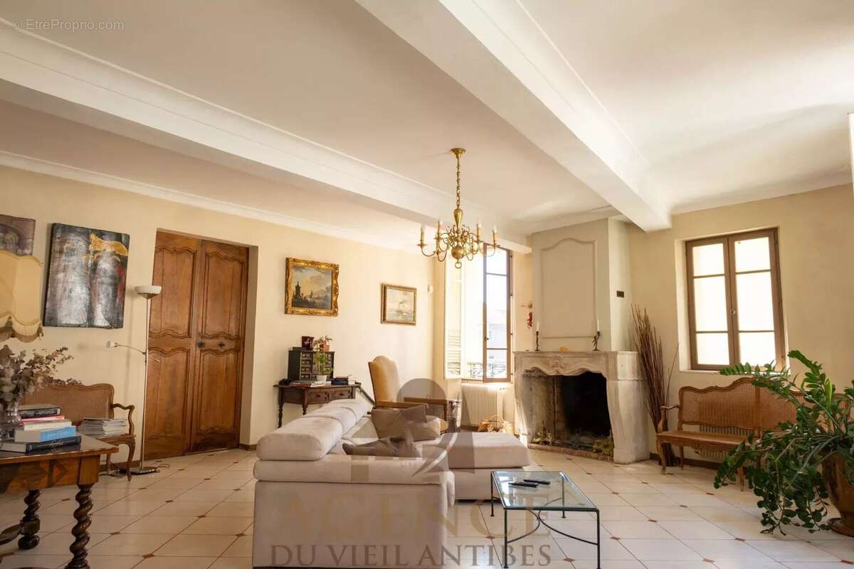 Appartement à ANTIBES