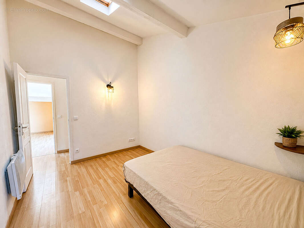 Appartement T3 lumineux de 81 m² - photo 4