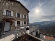 Maison à SAINT-GEORGES-EN-COUZAN