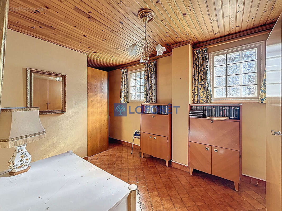 Maison à SAVIGNY-SUR-ORGE