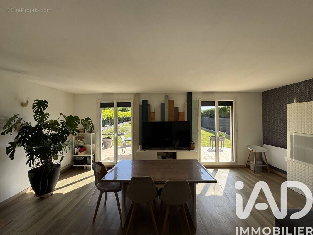 Photo 1 - Maison à SAINT-MARD