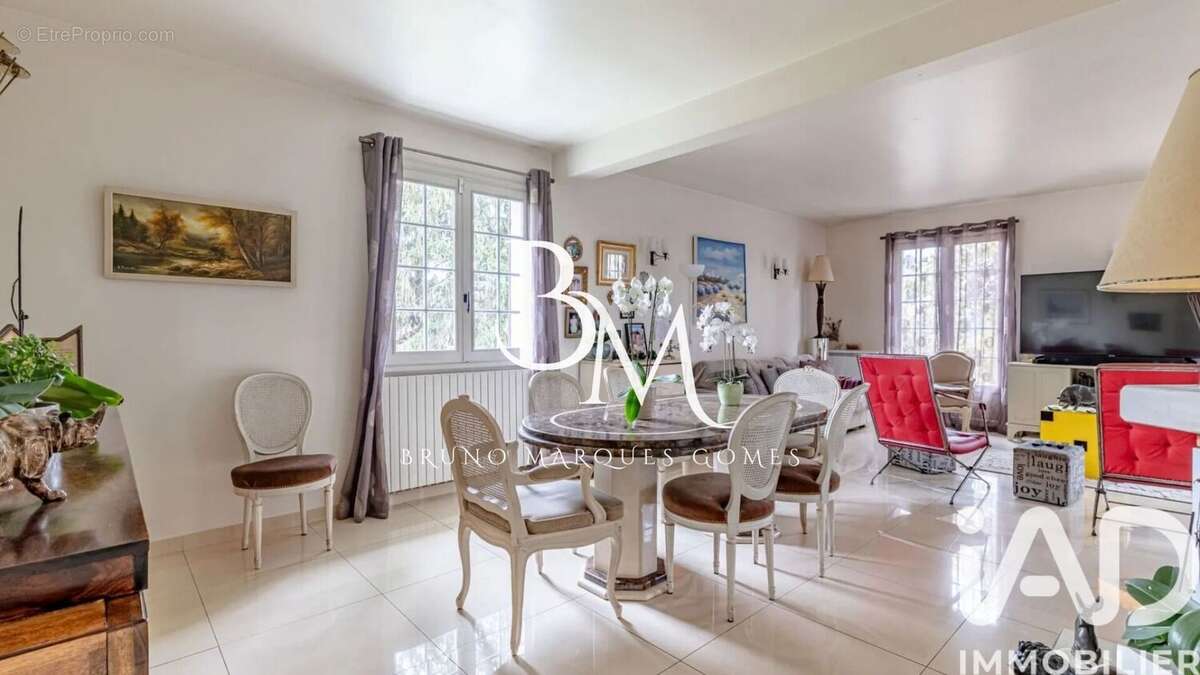 Photo 3 - Maison à SARCELLES