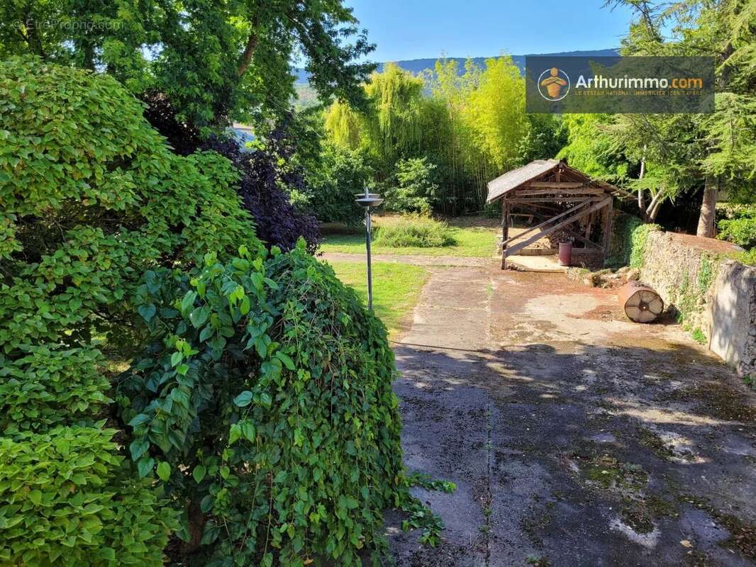 Maison à SAINTE-COLOMBE-SUR-L&#039;HERS