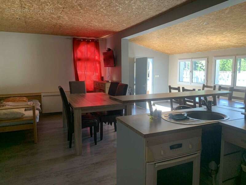 Maison avec studio indépendant et piscine chauffée – 2300 m² de terrain – CHABESTAN (05) - photo 22