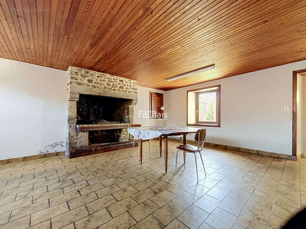 Maison 78 m² à Gouville-Sur-Mer  - photo 7