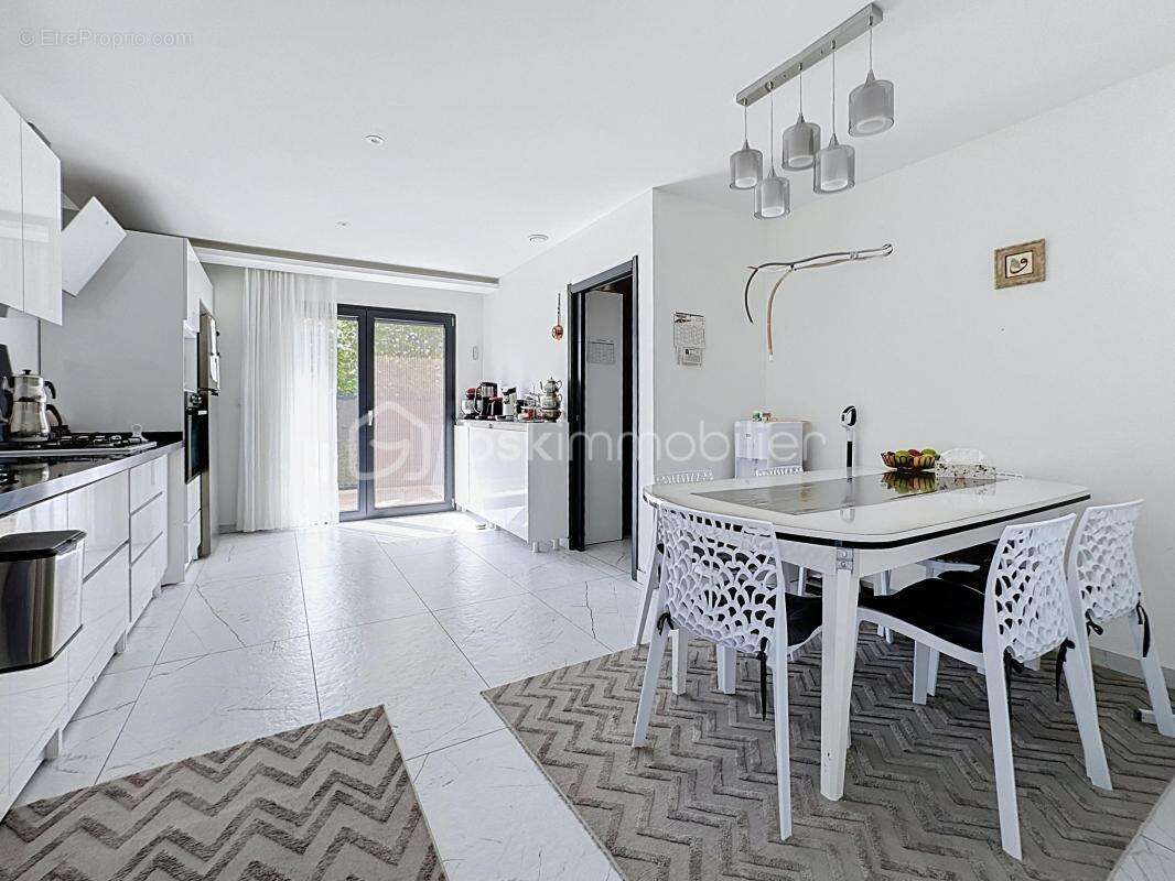 Jolie maison de plain pied récente (2023) - photo 6