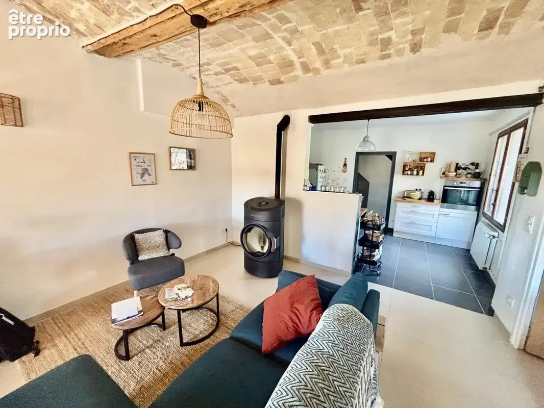 Maison de village avec jardin, terrasse et garage. Vue Ventoux - photo 3