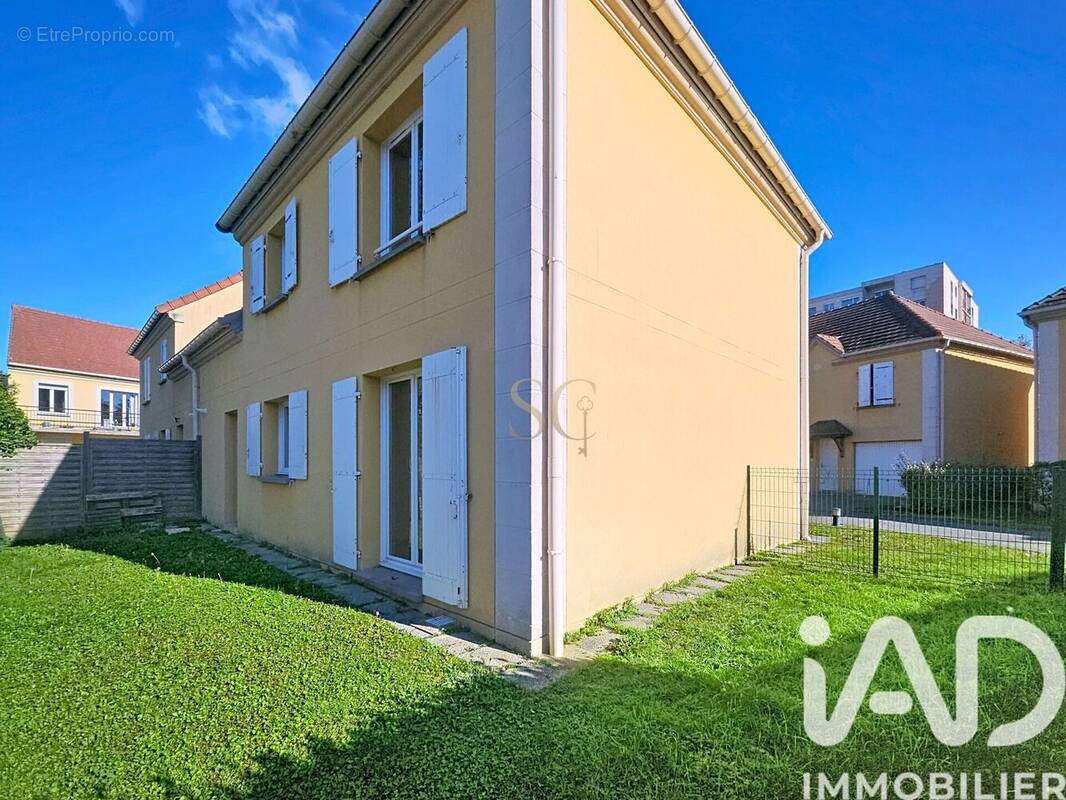 Photo 1 - Maison à LUISANT