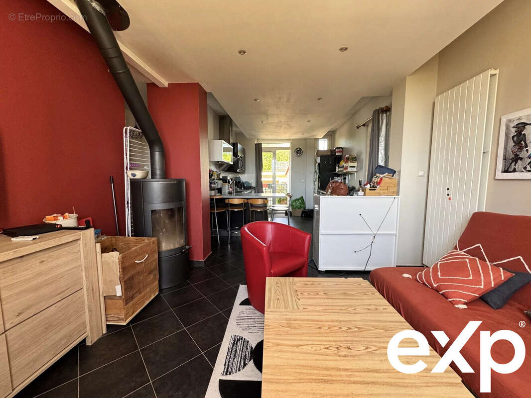 Maison à LES ESSARTS-LE-ROI