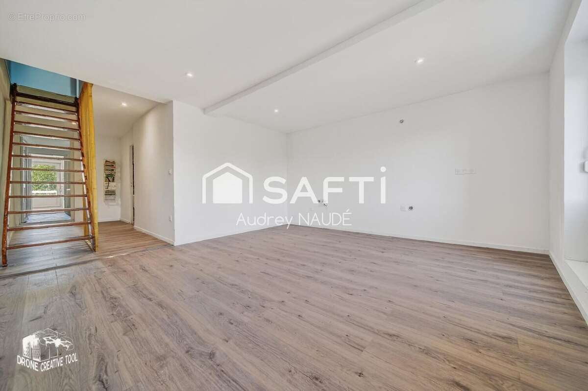 Photo 2 - Appartement à MONTOIS-LA-MONTAGNE
