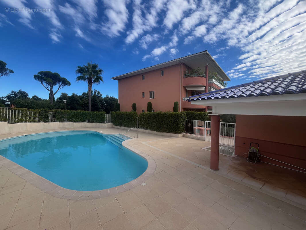 Appartement à SAINT-RAPHAEL