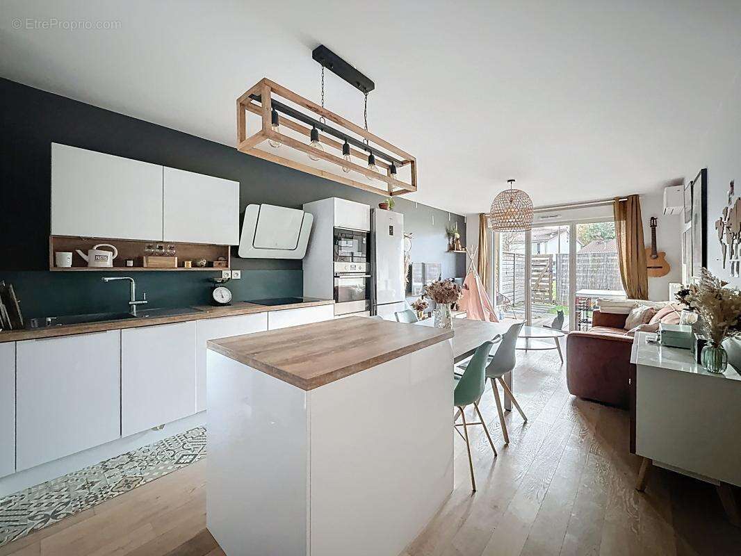 Appartement à DARDILLY