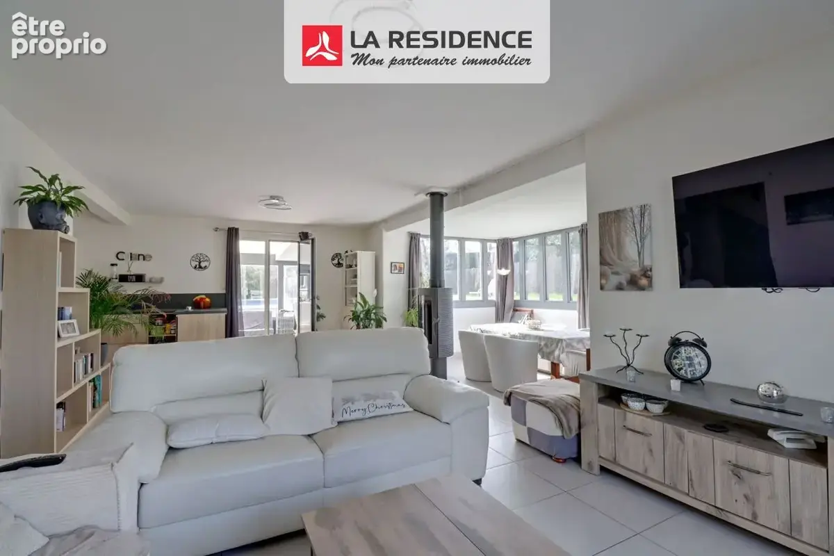 Maison 6 pièces 125 m² à vendre à Montfort-L'amaury (78490) - photo 7