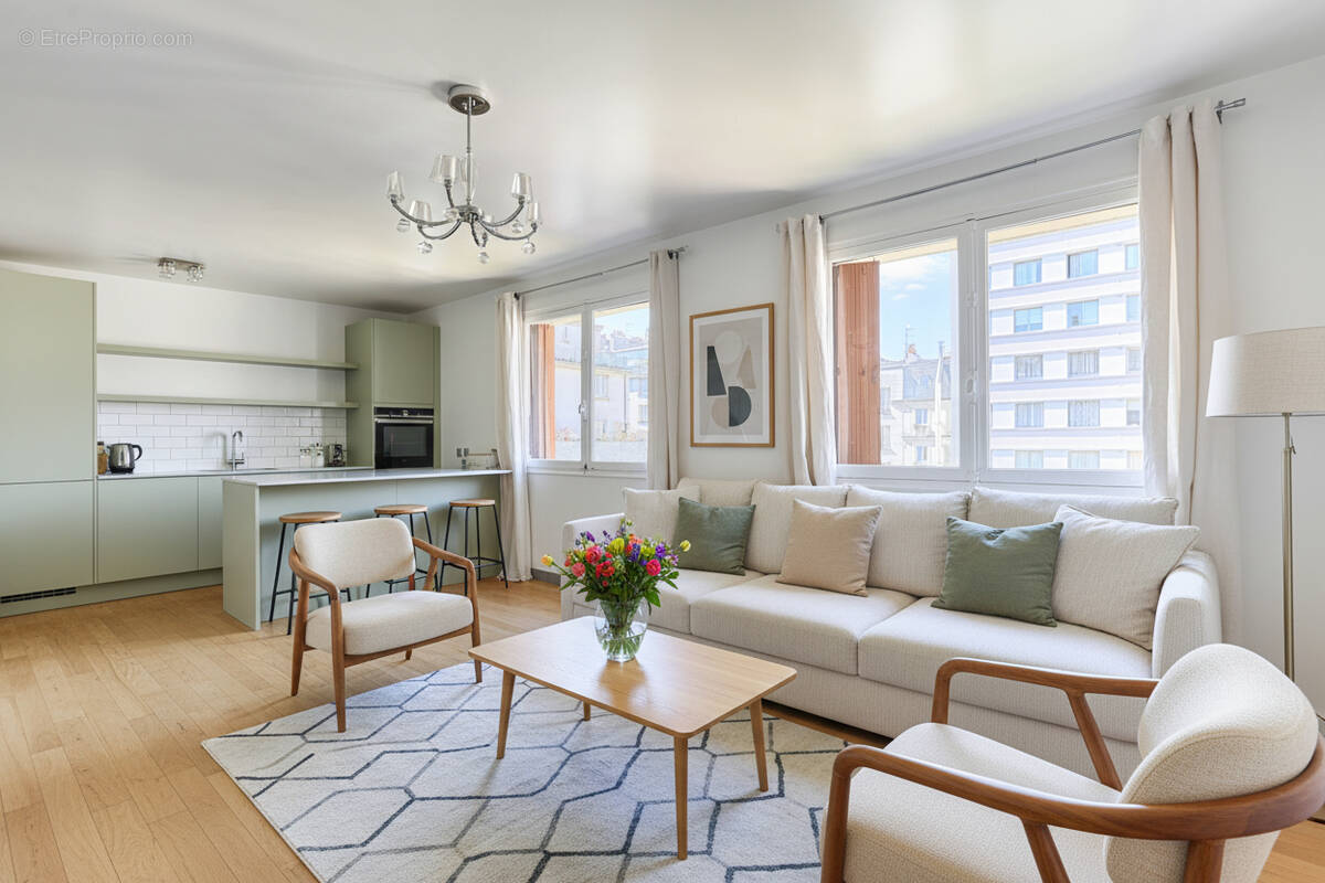 Appartement à PARIS-11E
