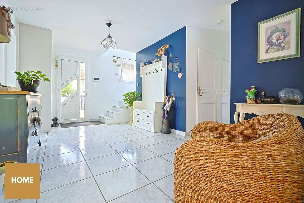 Maison 200 m² à Saint-Nicolas-De-Port  - photo 9