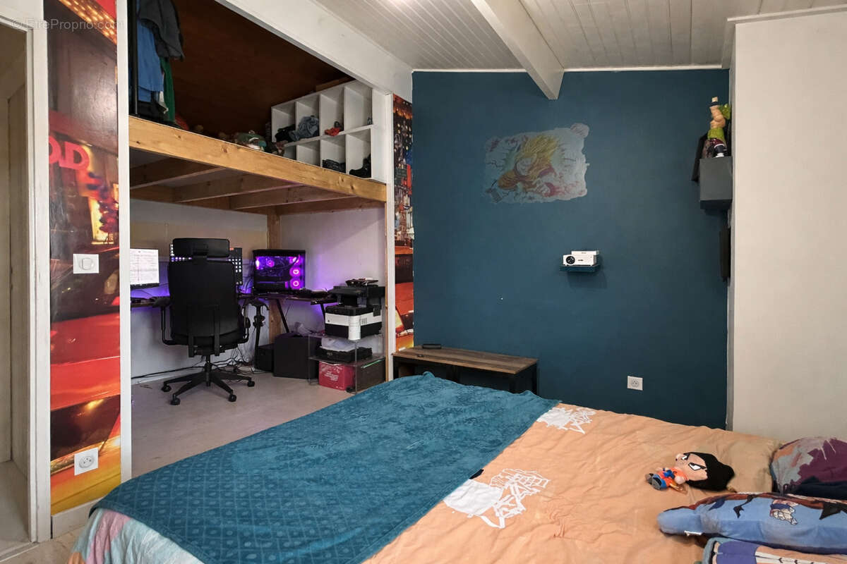 Maison à SAINTE-EULALIE