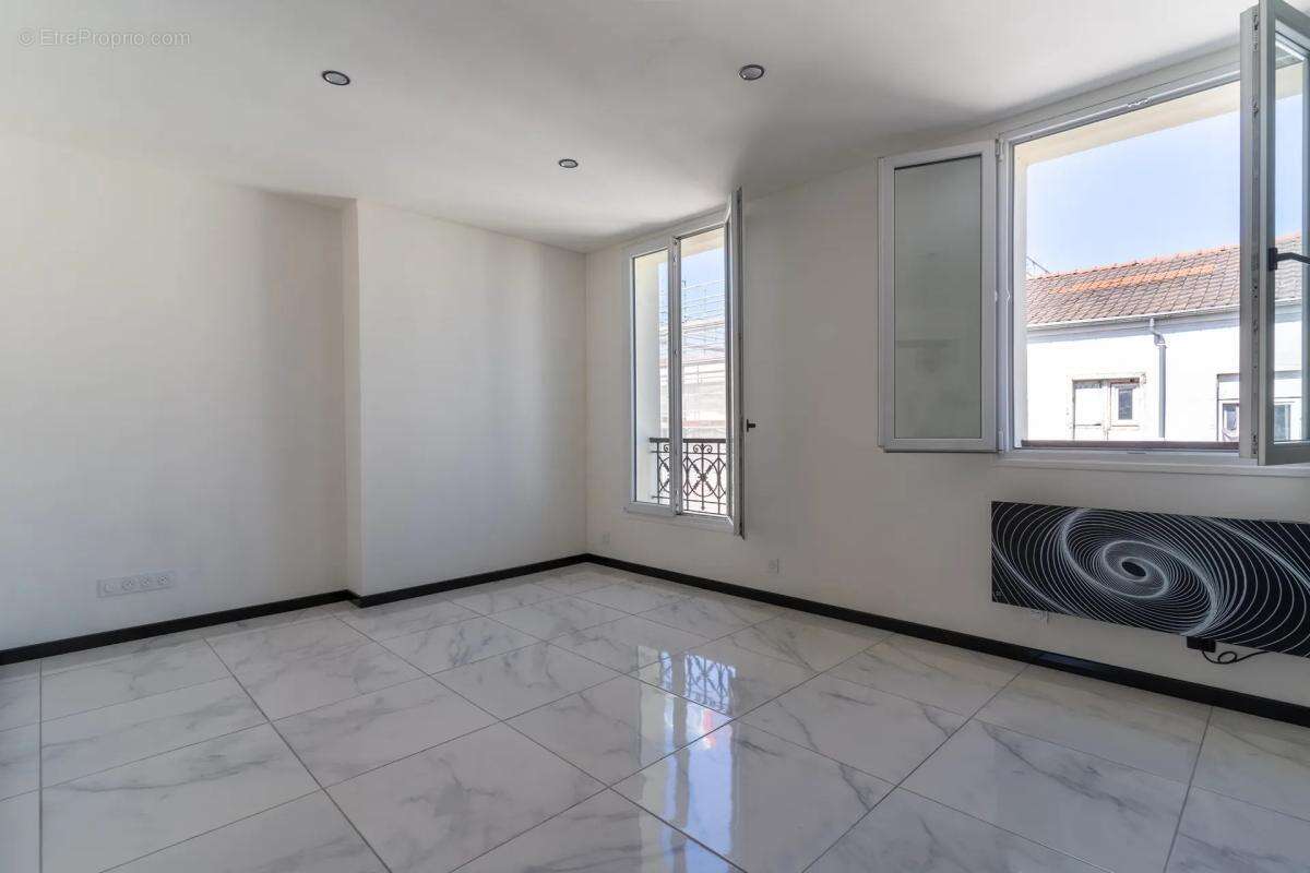 Appartement 2 pièces de ~34 m² à Pantin - photo 2