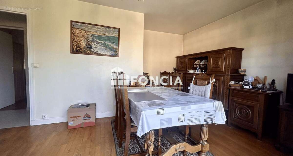 Maison à NEUILLY-SUR-MARNE