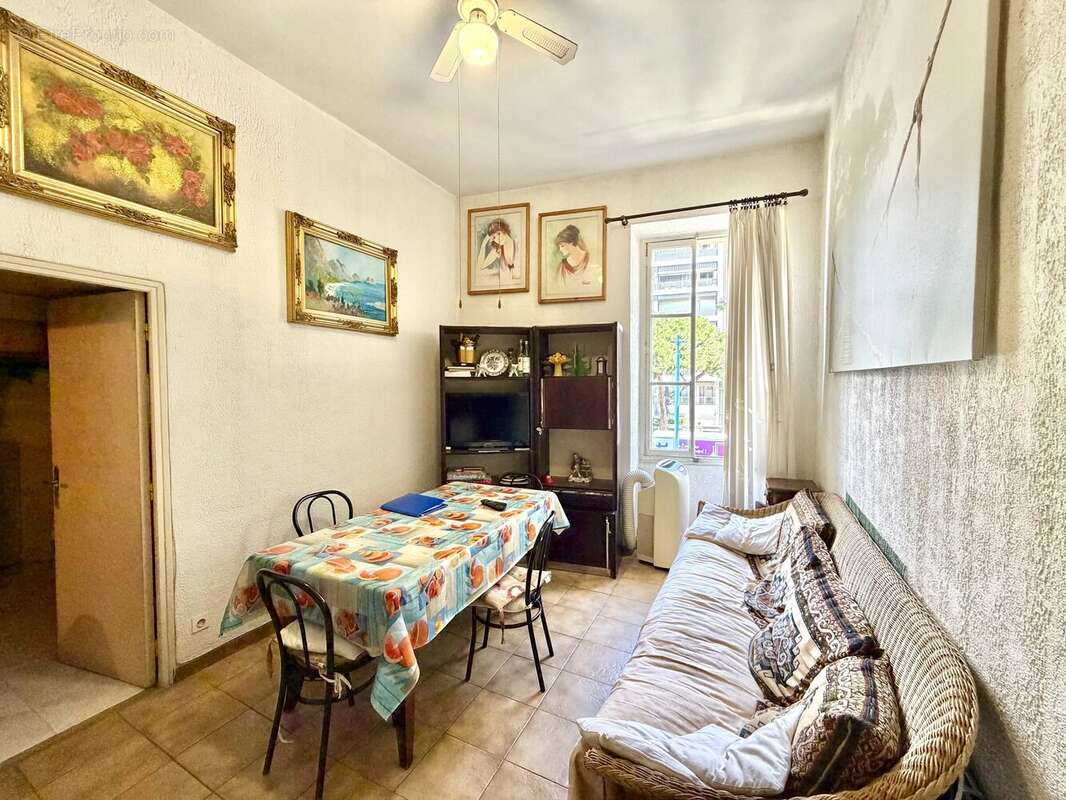 Appartement à MENTON