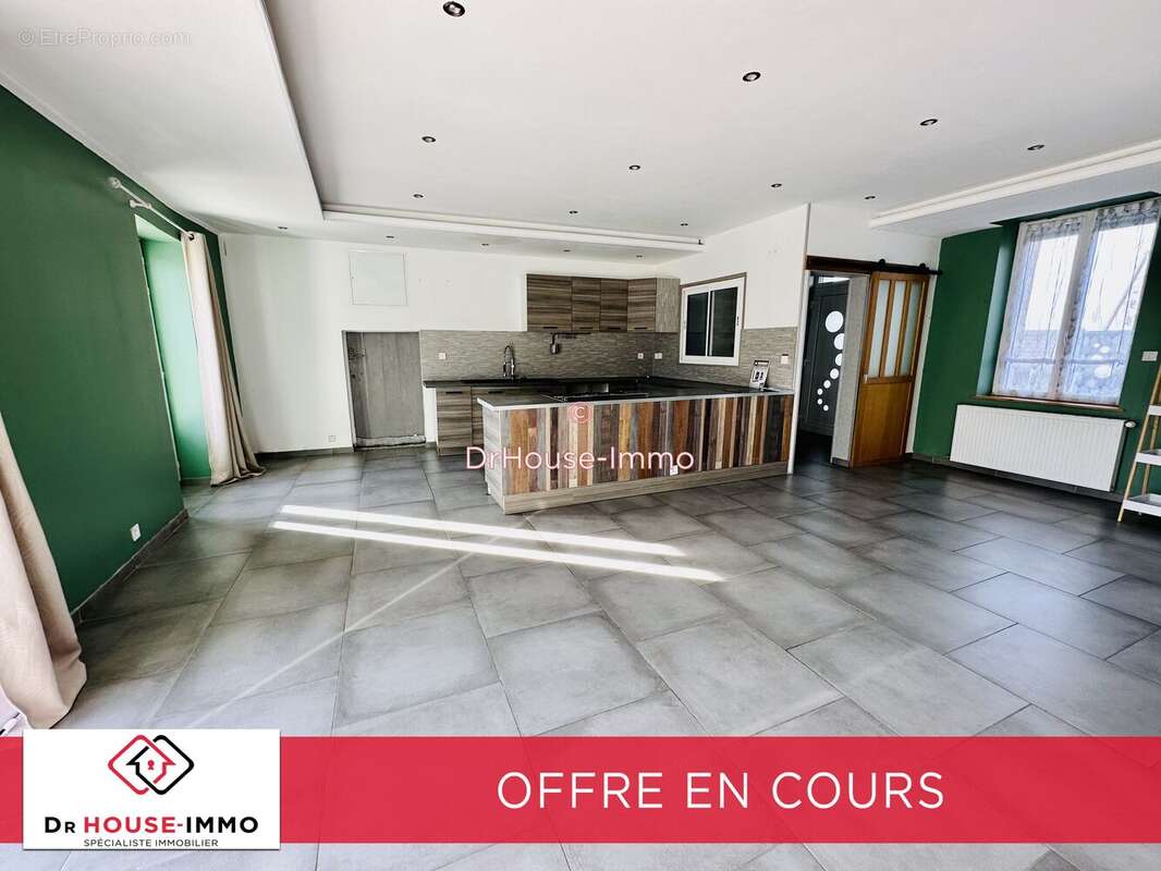 Maison à ENGLEFONTAINE