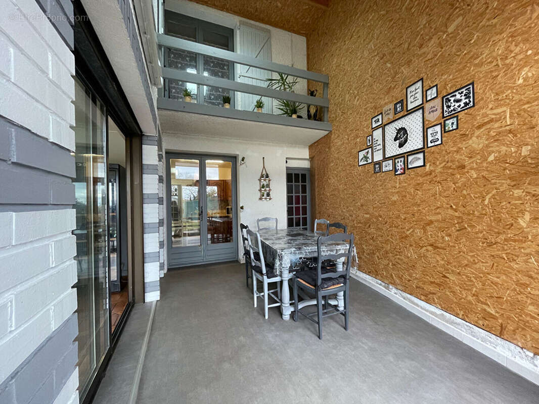 Maison à SAINT-ELOY-LES-MINES