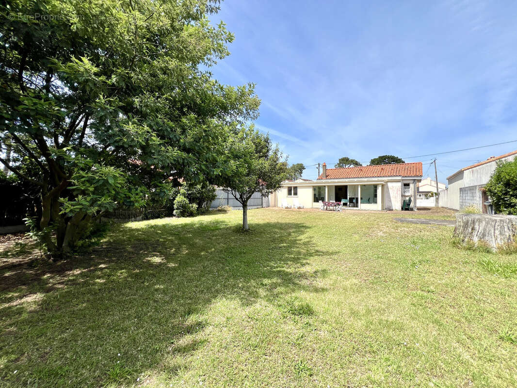 Maison à SAINT-MICHEL-CHEF-CHEF