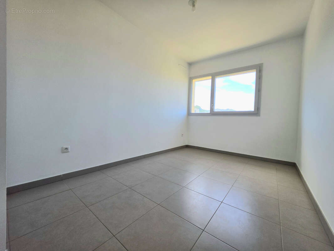 Appartement à MARSEILLE-10E