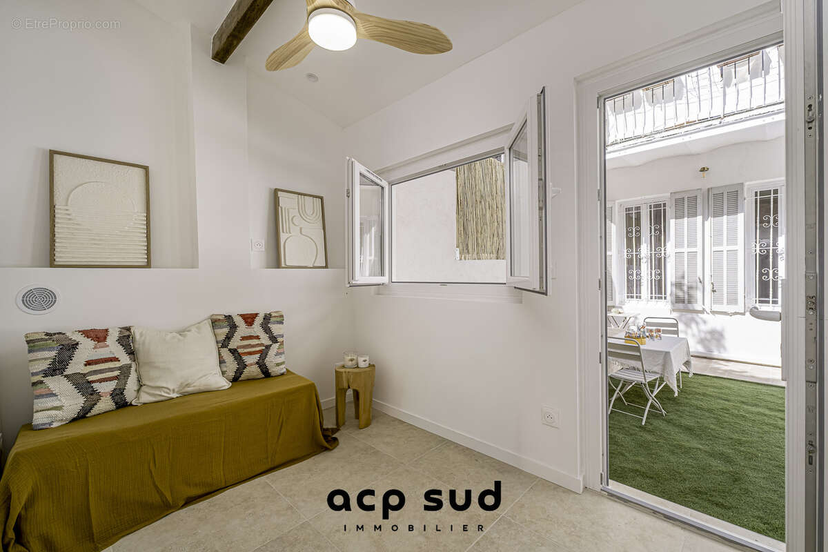 Appartement à MARSEILLE-7E