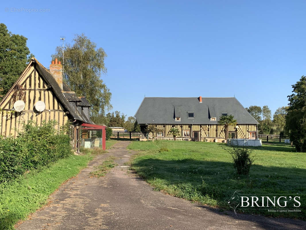 Maison à HOTOT-EN-AUGE