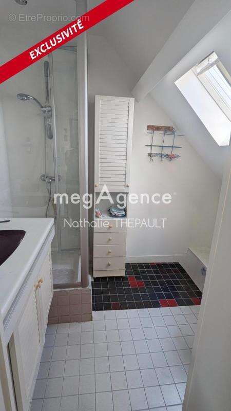 GUERNES (78520) – Élégante propriété familiale de 230 m² - photo 8
