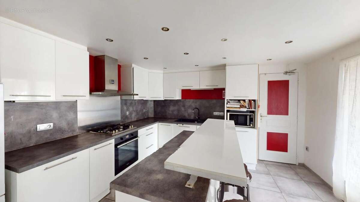 Maison à BETON-BAZOCHES