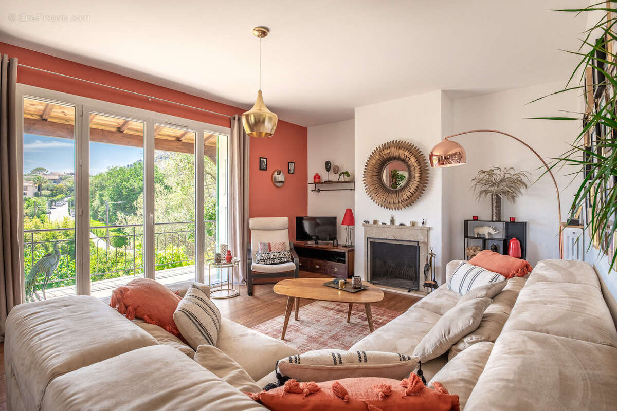 Maison à LA COLLE-SUR-LOUP