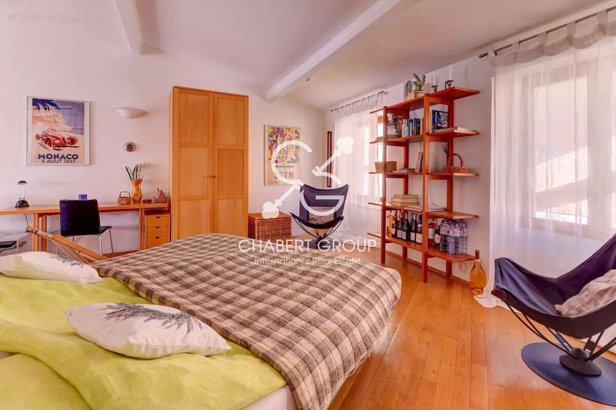 Appartement à VILLEFRANCHE-SUR-MER