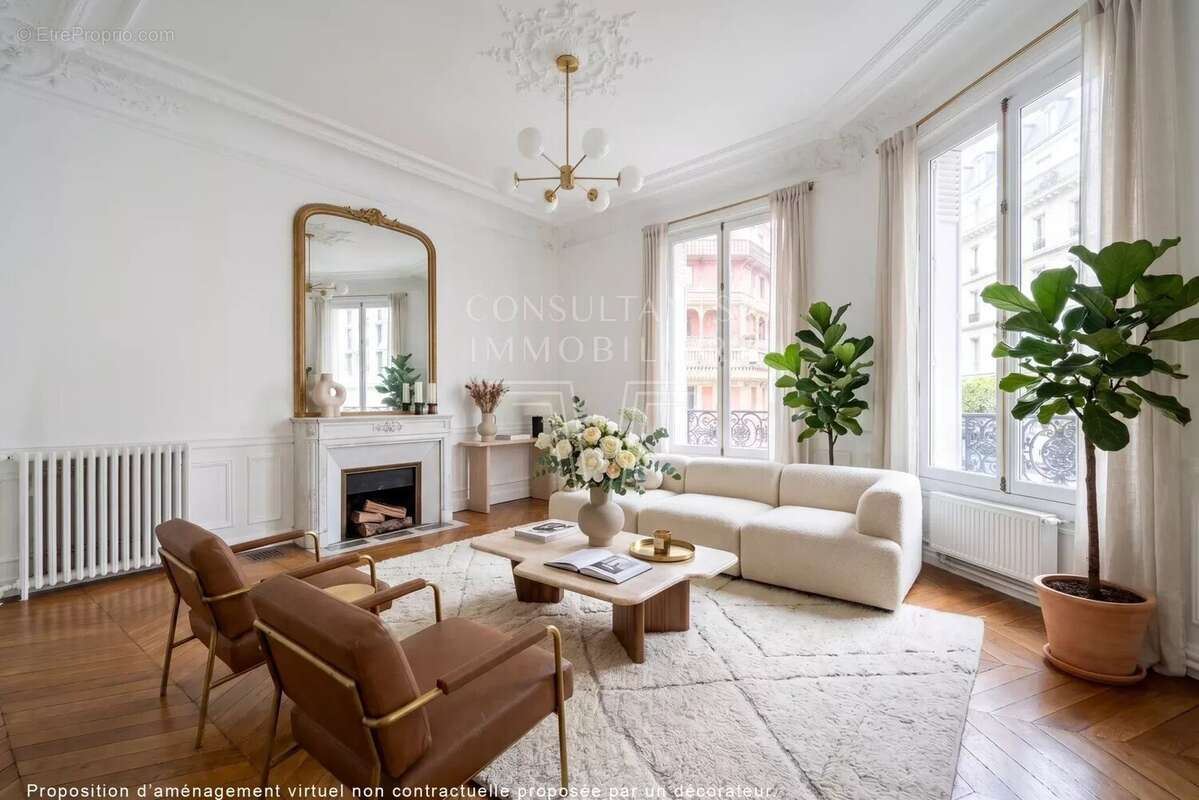 Appartement à PARIS-8E