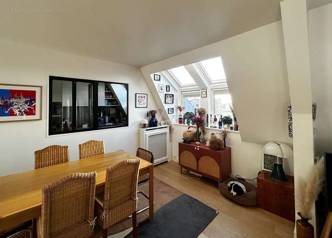 Appartement à SURESNES