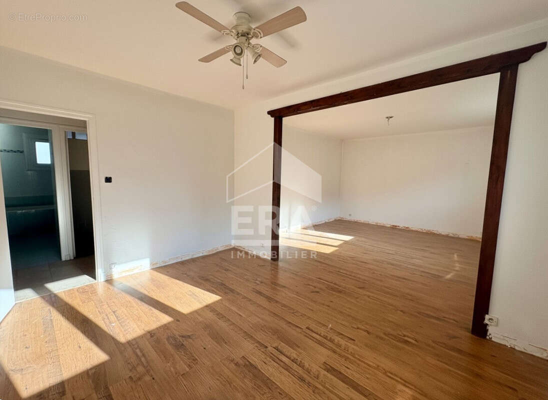 Appartement à AUREILHAN
