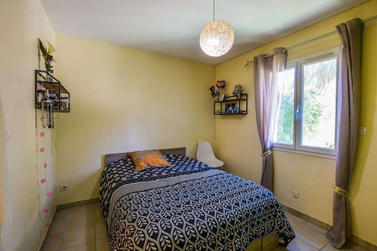 Maison à ROCHEFORT-DU-GARD