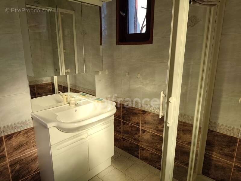 Maison à TOULON-SUR-ARROUX