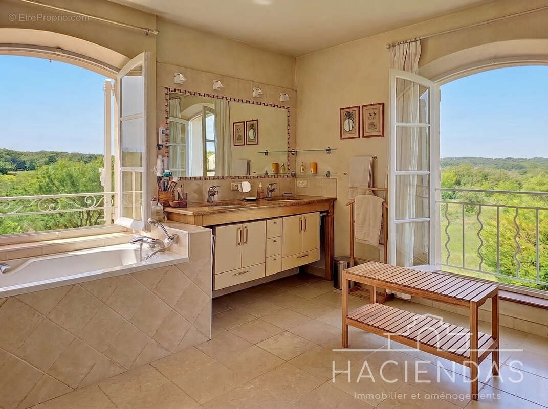 Maison à AIX-EN-PROVENCE