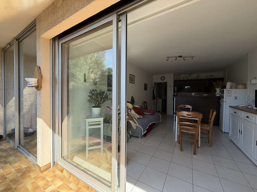 Appartement à CARQUEIRANNE