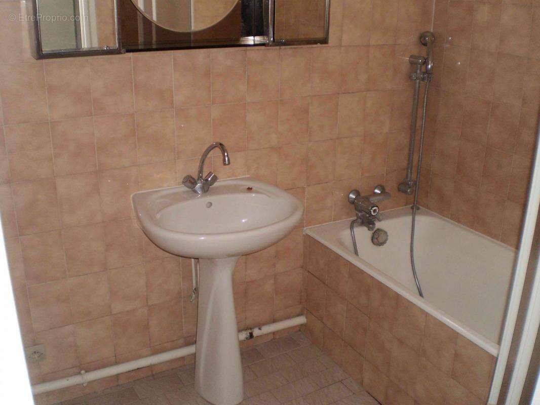 Appartement à SAINT-DENIS