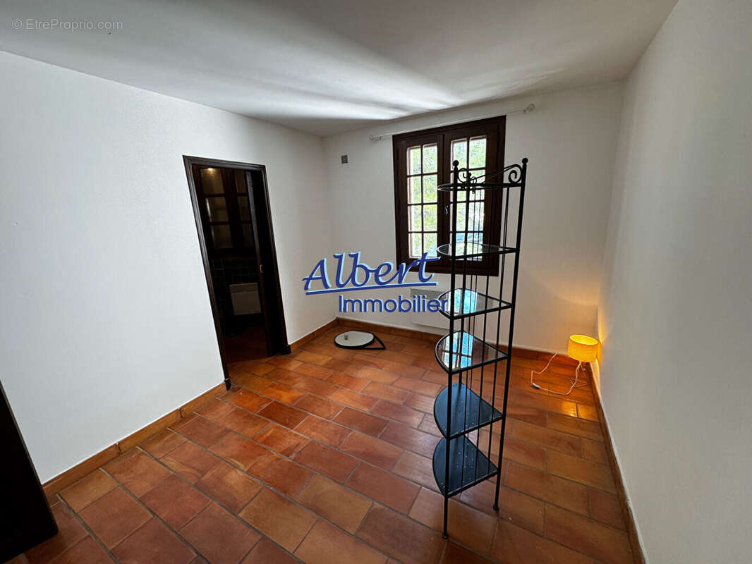 Maison à LE CASTELLET