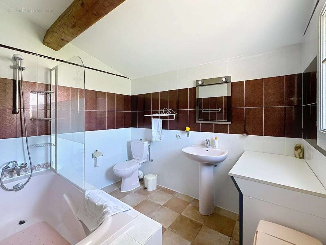 GRANDE VILLA BIOT (06410) vue mer du salon et des chambres - photo 29