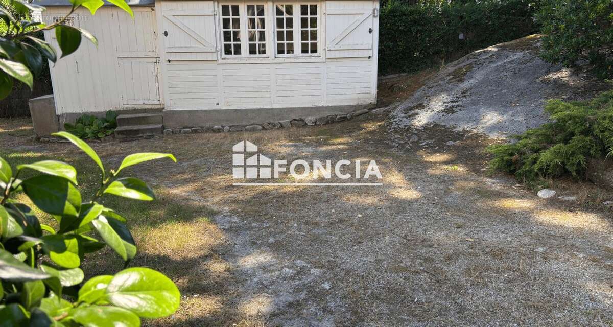 Le Cabellou - A 300 m à pied de la mer - A Vendre Maison avec Vie de Plain-Pied - 5 chambres  - Garage - Bungalow - Terrasses - photo 16