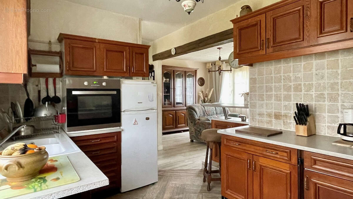 Maison à LA FERRIERE-SUR-RISLE