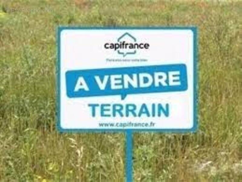 Terrain à LAVAL-PRADEL