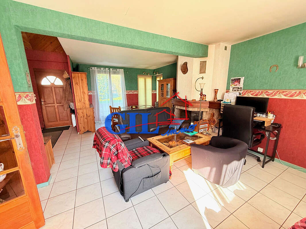 Maison à OZOUER-LE-VOULGIS