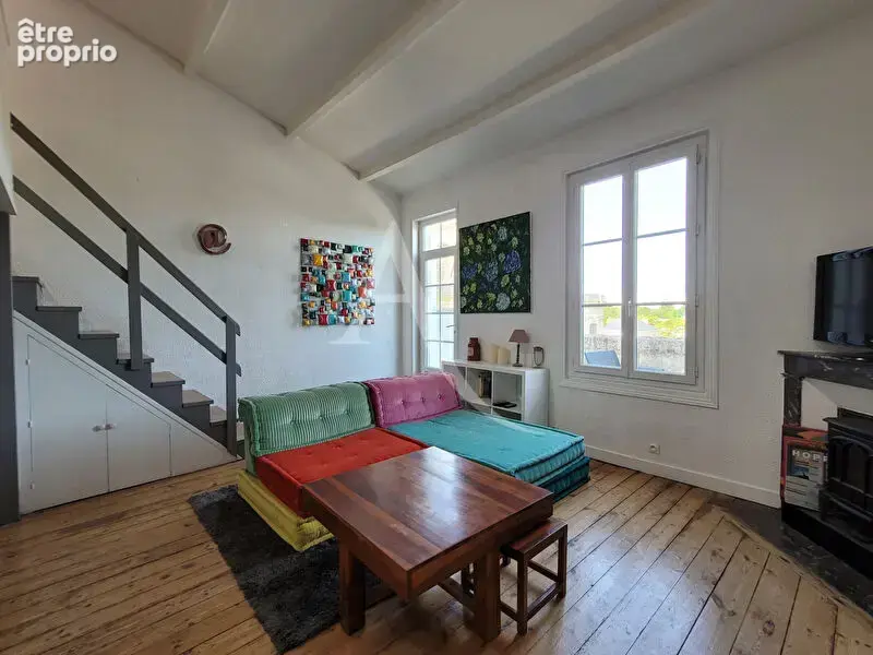 A vendre - Magnifique T2 bis avec terrasse et vue sur la Cathédrale Saint-Louis - photo 5