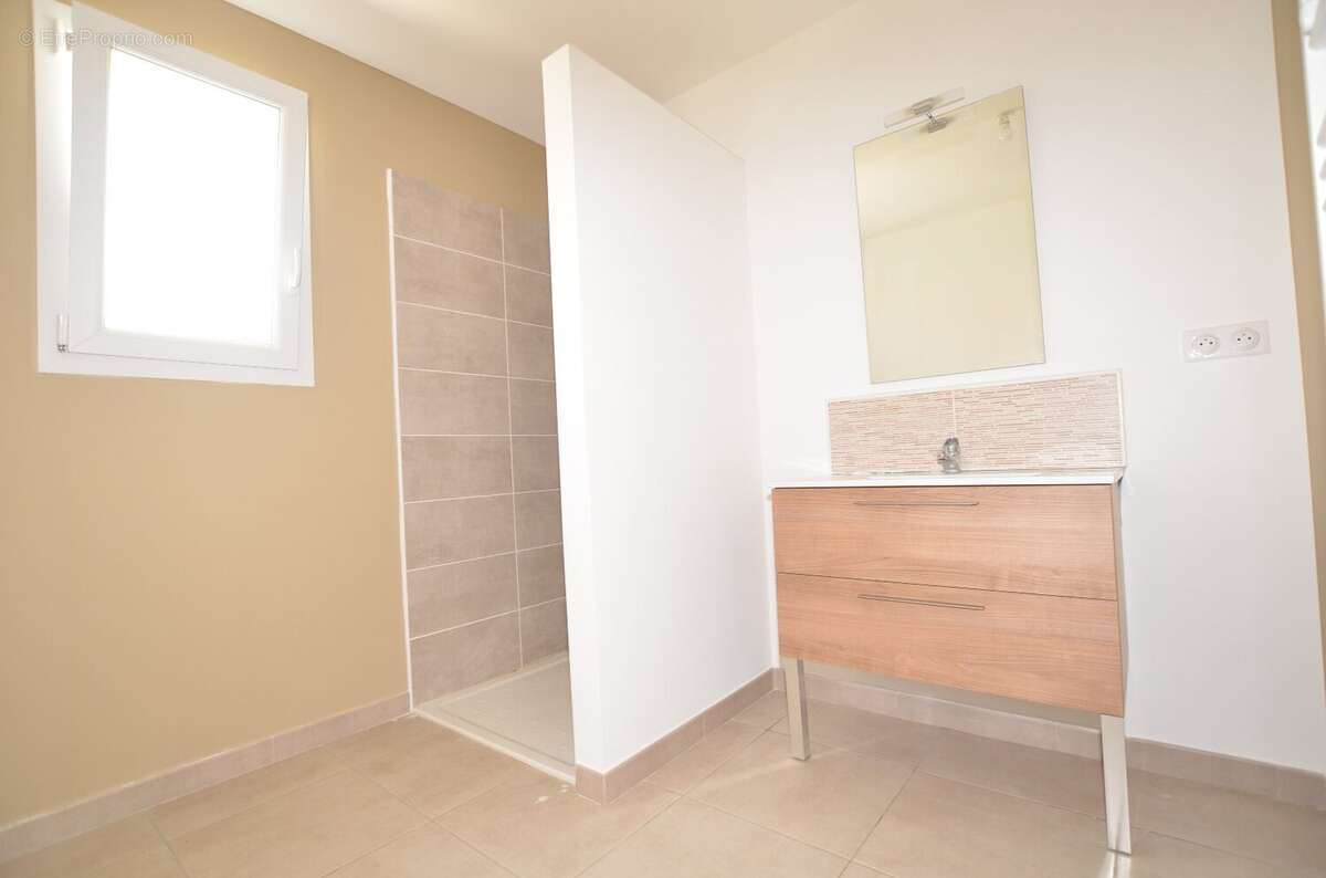Maison 3 pièces vendue louée - Idéal Investisseur à Bassan - photo 5